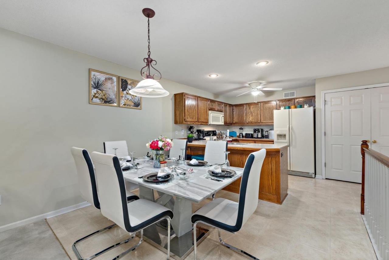 Beautiful Townhome, 11 Minutes To Downtown, Kcmo. Kansas City Ngoại thất bức ảnh