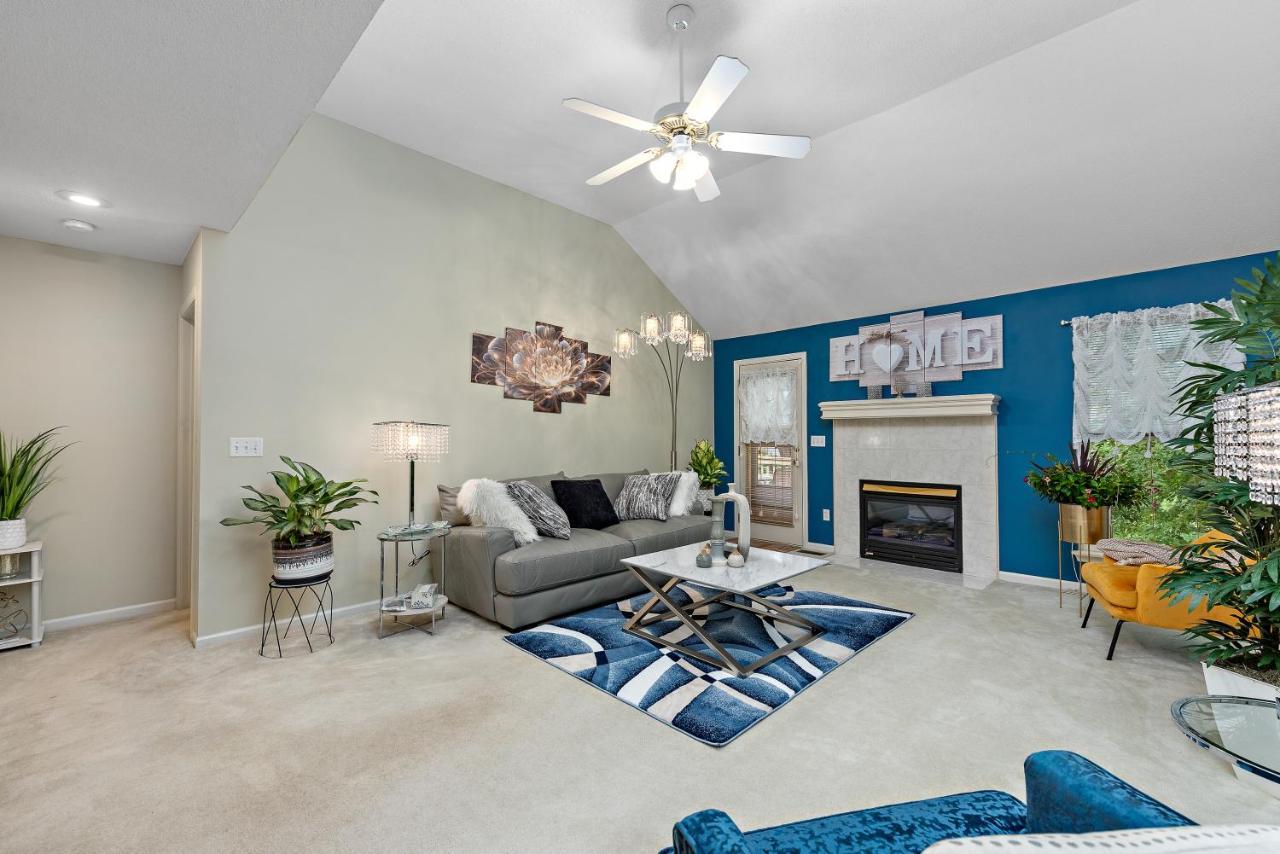 Beautiful Townhome, 11 Minutes To Downtown, Kcmo. Kansas City Ngoại thất bức ảnh