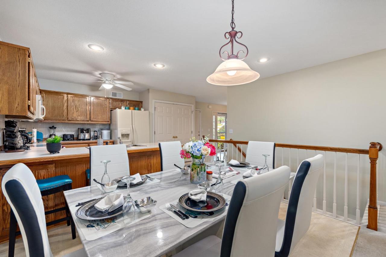Beautiful Townhome, 11 Minutes To Downtown, Kcmo. Kansas City Ngoại thất bức ảnh