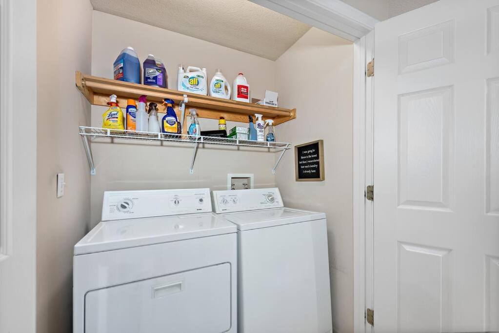 Beautiful Townhome, 11 Minutes To Downtown, Kcmo. Kansas City Ngoại thất bức ảnh