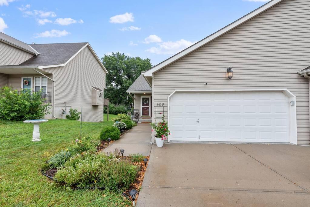 Beautiful Townhome, 11 Minutes To Downtown, Kcmo. Kansas City Ngoại thất bức ảnh